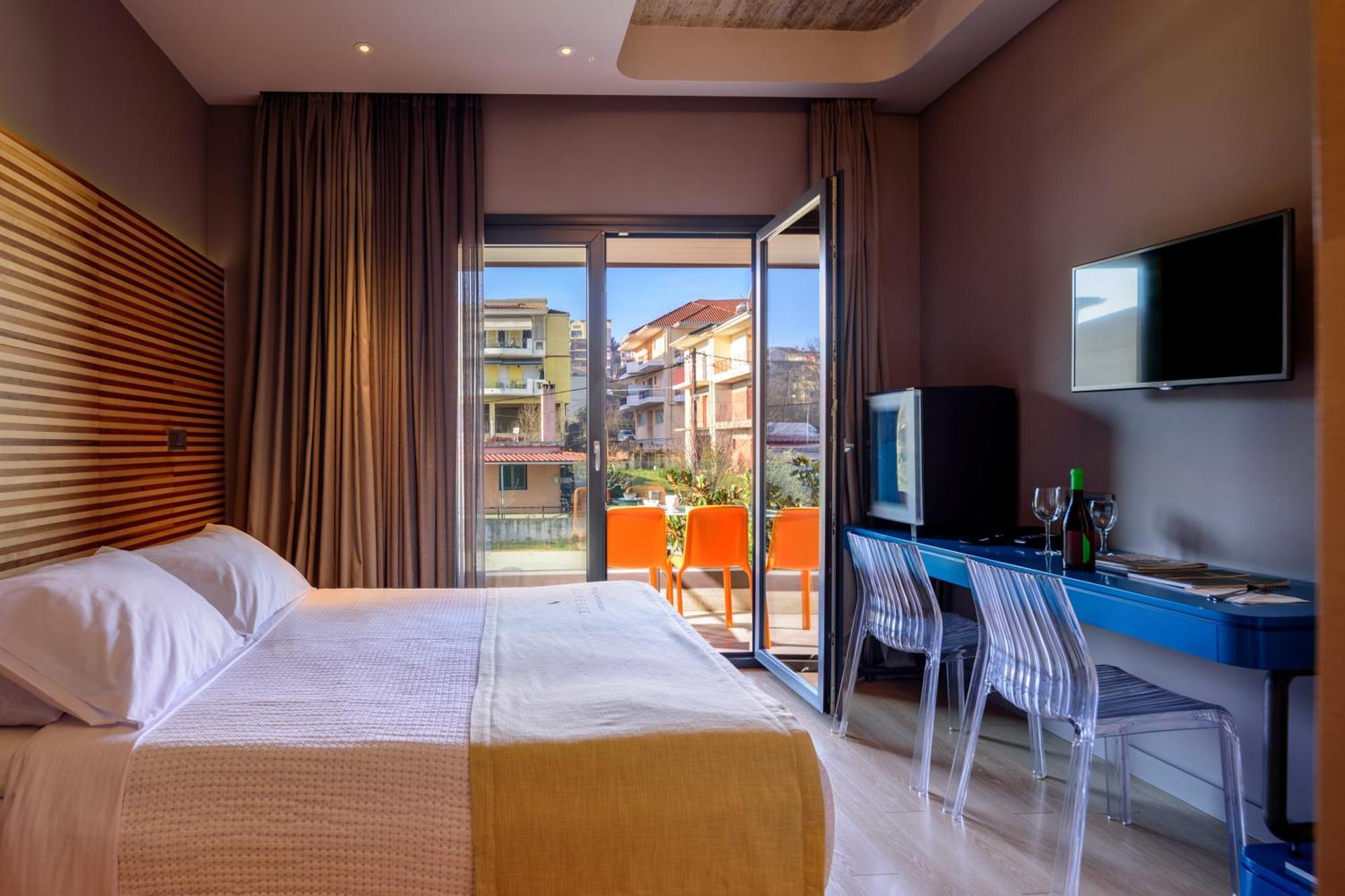 יואנינה Essence Hotel מראה חיצוני תמונה