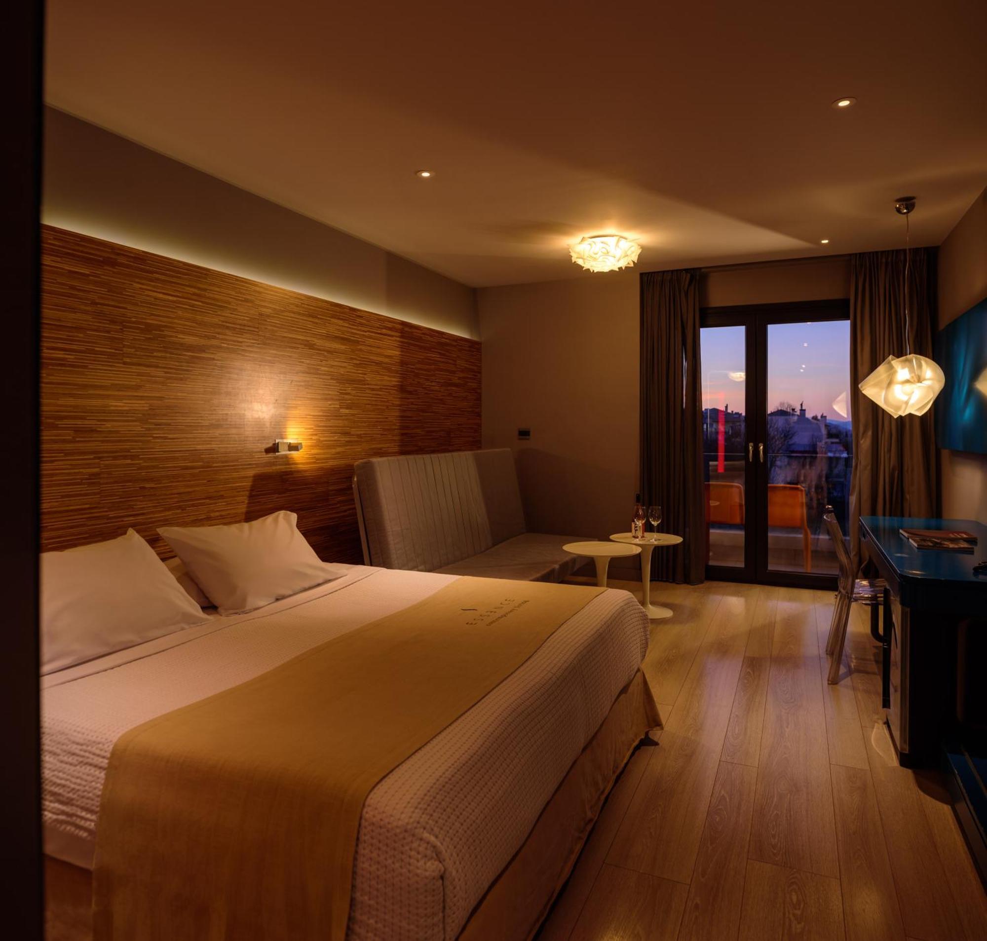 יואנינה Essence Hotel מראה חיצוני תמונה