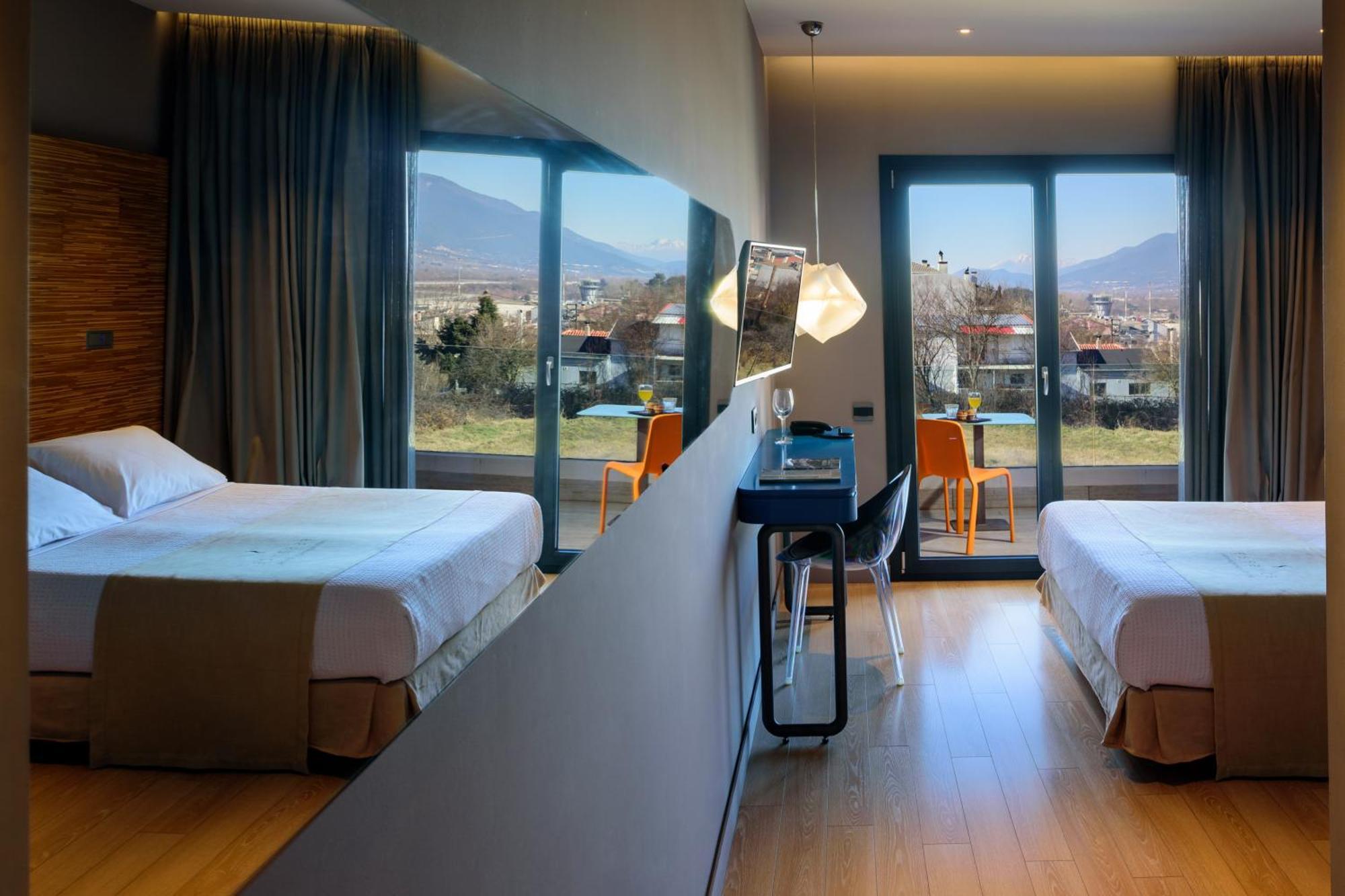 יואנינה Essence Hotel מראה חיצוני תמונה